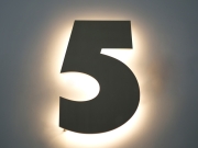 35 cm große LED Hausnummer in Edelstahl