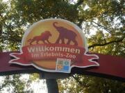 Schilder am Ein- und Ausgang des Hannover Zoos