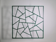 Fenstergitter mit Schmitzstruktur in grün lackiert