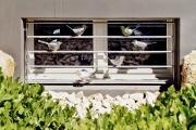 Fenstergitter aus Stahl (feuerverzinkt) mit gelaserten Vögeln