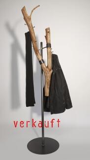 Baumstamm Garderobe mit einer kräftigen Astgabel