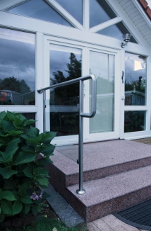 LED Treppengeländer, Edelstahl und Sicherheitsglas mit LED im Handlauf