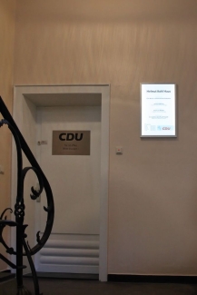 Selbstleuchtendes LED-Schild mit austauschbarer Digiprintfolie