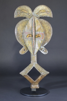 Sockel für eine Kota Skulptur