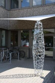 transparente Säulen und Stützen mit der Schmitzstruktur