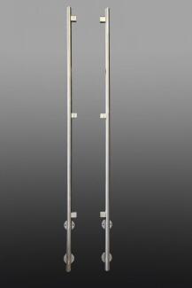 Wind- und Sichtschutz aus Edelstahl und Sicherheits Glas