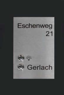 Klingelschild mit einem Lichttaster