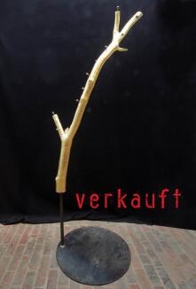 Garderobe golden tree