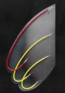 Sonderanfertigung von Neonleuchten auf einem 3 mm Stahlblech