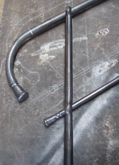 von Hand geschmiedetes Treppengeländer aus Stahl