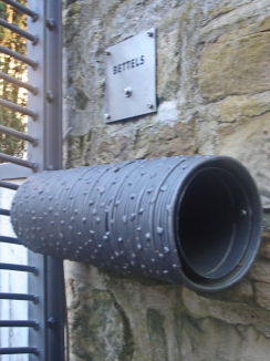 Zeitungsrolle aus Stahl, lackiert