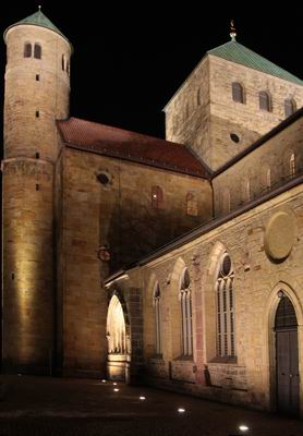 Beleuchtung der Michaeliskirche in Hildesheim