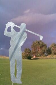 Golfer - Skulptur aus Stahl plasmageschnitten und feuerverzinkt