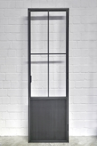 Tür im Loft Look aus Rohstahl, unten mit 3 mm Stahlblech gefüllt