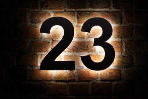 mit LED hinterleuchtete Edelstahl Hausnummer "23"