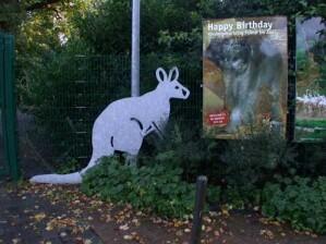 Eingangsanlage mit Tierskulpturen im Erlebnis Zoo Hannover