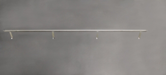 Bodenschiene aus Edelstahl für eine Garageneinfahrt