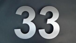 Hausnummer 33