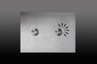 Klingelschild aus Edelstahl mit zusätzlichem Lichtschalter