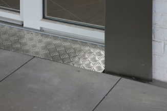 Türschwellen aus Aluminium Riffelblech
