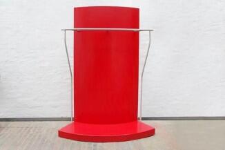 Garderobe und Sichtschutz für das Restaurant Marmite in Barsinghausen aus lackiertem MDF und