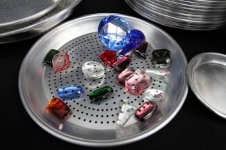 Gold Rush - Goldwäscherschalen für Yukon Bay im Zoo Hannover