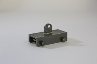 Halter als Sonderanfertigung