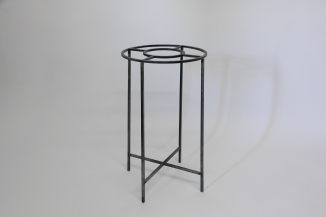 Ständer für eine Taufschale