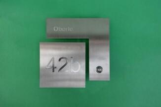 Zweiteiliges Klingelschild aus Edelstahl