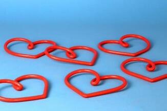 Herz aus 8 mm Rundstahl lackiert