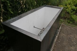 Pflanztrog oder Hochbeet in Stahl