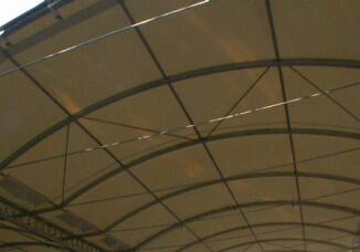 Schwer entflammbare B1 Plane