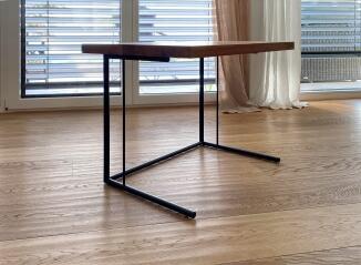 Respekt, Respekt, dieses Tischgestell hat unser Kunde selber entworfen