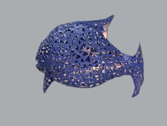 Fischskulptur, meerblau lackiert