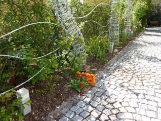 Ranksäulen aus 10 mm verzinktem Stahl