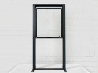 Der erste funktionierende Prototyp unserer Schiebefenster ist fertig