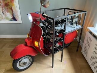 Vespa Roller als Barwagen