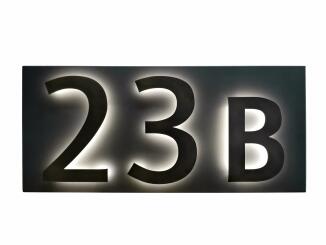 Hausnummer 23B aus Tombak