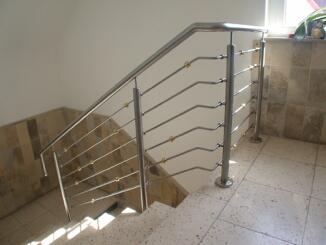 Treppengeländer mit Messingkugeln, Preis per lfm