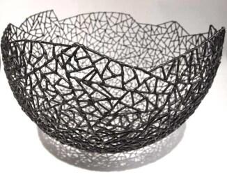 Schale aus Draht