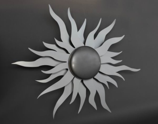 wunderbar. Diese riesige Edelstahlsonne macht auch bei trübem Wetter gute Laune