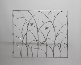 geschmiedetes Astgitter mit 3 Vögeln