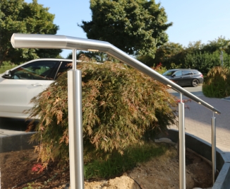 Handlauf aus Edelstahl mit LED Leuchten