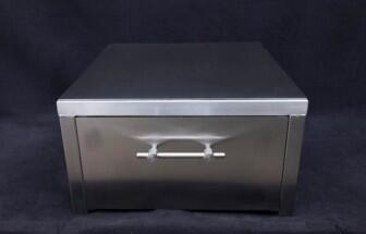 Eine Schublade aus Edelstahl hat schon was Besonderes.