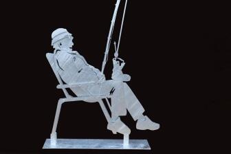 Der Angler - eine Skulptur aus massivem 8mm Stahlblech gefertigt