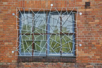 Fenstergitter mit Schmitzstruktur