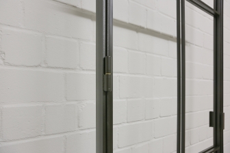 Loft Tür in lackiertem Stahl