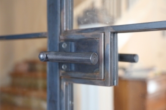 Loft Tür aus Stahl und Glas