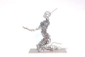 kniende Draht Skulptur aus Stahl Draht