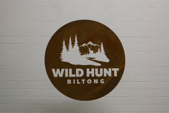 Wild Hunt Bitong Corten Schild